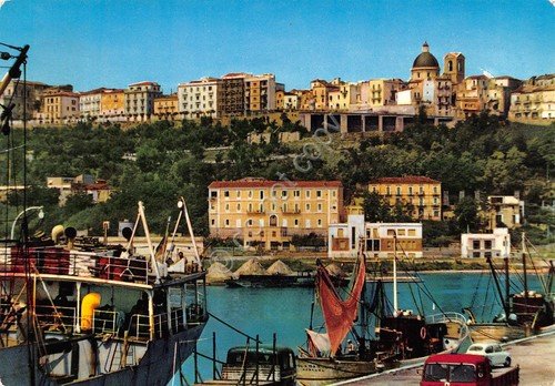 Cartolina Ortona Porto Barche vista paese 1968 | Immagine principale