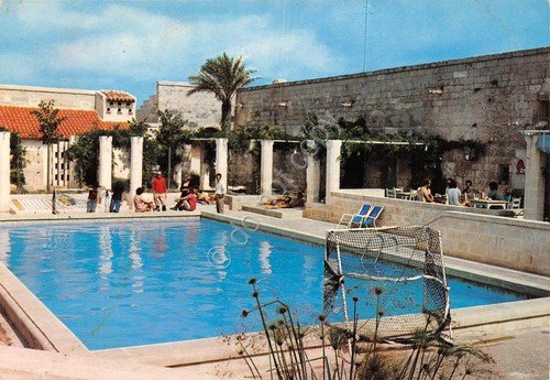 Cartolina Otranto Club Medirranee la piscina animata