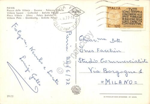 Cartolina Pavia Piazza della Vittoria animata auto d'epoca 1977