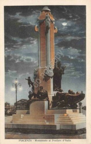 Cartolina Piacenza Monumento ail Pontiere d' Italia illustrata