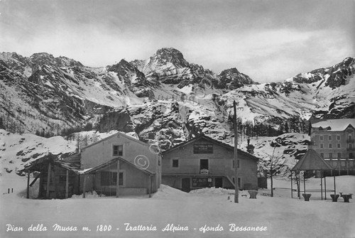Cartolina Pian della Mussa Trattoria Alpina Sfondo Bessanese 1954 | Immagine principale