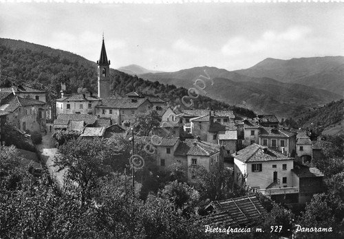 Cartolina Pietrafraccia Panorama e case