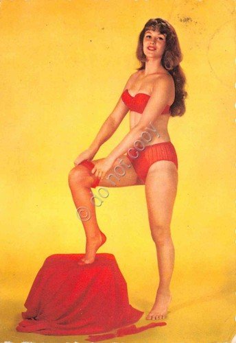 Cartolina Pin up costume rosso 1963 | Immagine principale