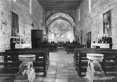 Cartolina Piona Abazia interno (Como)