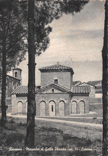 Cartolina Ravenna Mausoleo di Galla Placidia esterno | Immagine principale
