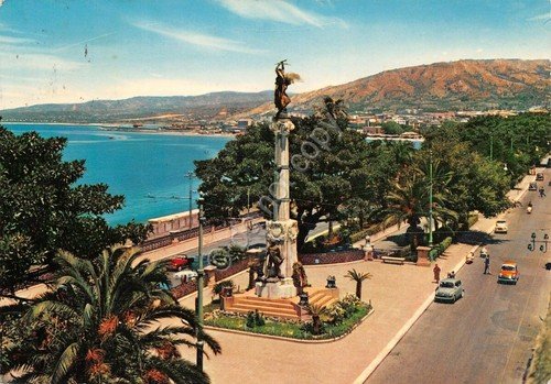 Cartolina Reggio Calabria Lungomare Monumento ai Caduti 1972