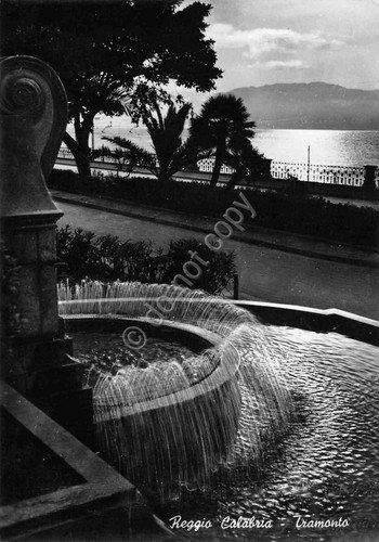 Cartolina Reggio Calabria Tramonto fontana lungomare 1959