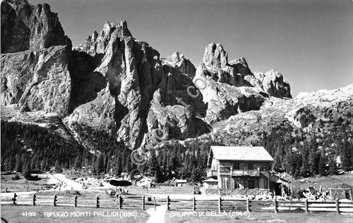 Cartolina Rifugio Monti Pallidi Gruppo di Sella 1959
