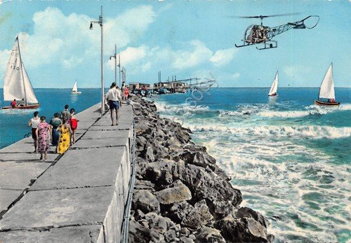 Cartolina Rimini mareggiata al molo con elicottero animata 1962 | Immagine principale