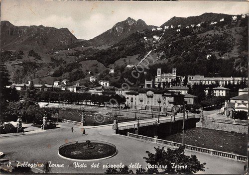 Cartolina S. Pellegrino Terme dal piazzale della stazione (Bergamo) | Immagine principale