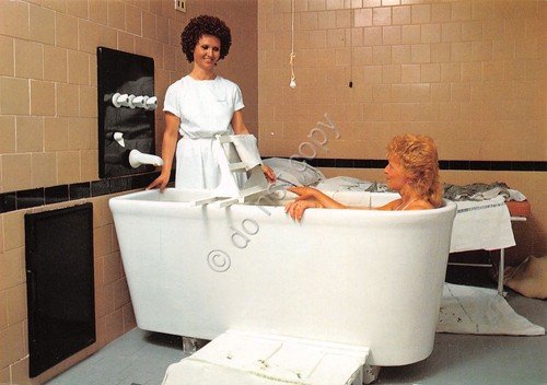 Cartolina Salsomaggiore Terme camerino da bagno animata | Immagine principale