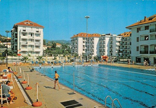 Cartolina San Bartolomeo al mare complesso S. Bart piscina