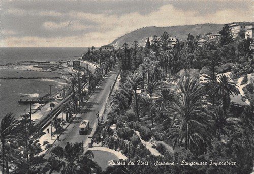Cartolina Sanremo Lungomare Imperatrice dall'alto 1956 (Imperia)