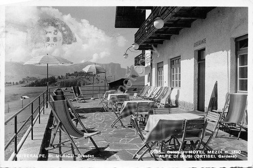 Cartolina Seiseralpe Alpe di Siusi Hotel Mezdì terrazza 1955 | Immagine principale