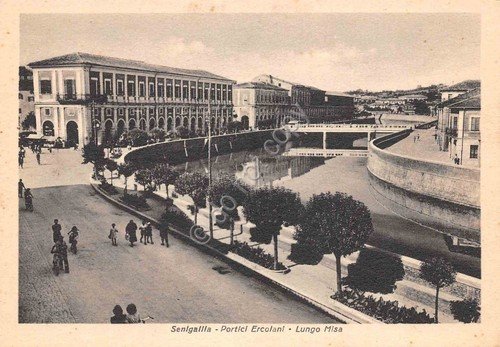 Cartolina Senigallia Portici Ercolani Lungo Misa animata | Immagine principale