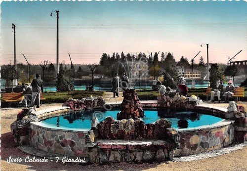 Cartolina Sesto Calende Giardini anni '50 (Varese) | Immagine principale