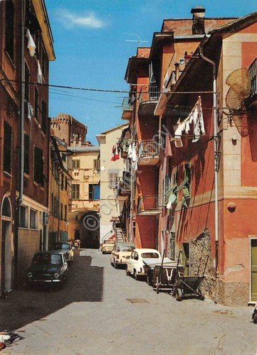 Cartolina Sestri Levante antico vicolo carruggio auto d'epoca anni '60