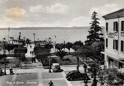 Cartolina Sirmione vista lago Albergo auto 1954