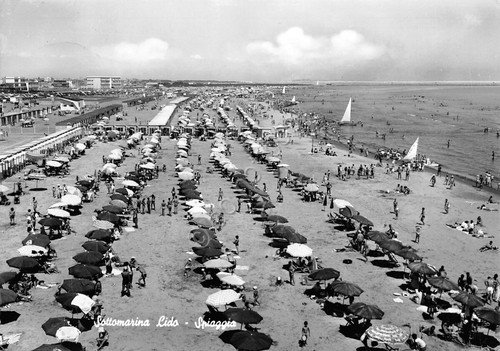 Cartolina Sottomarina Lido Spiaggia anni '60