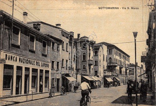 Cartolina Sottomarina Via San Marco BNL ciclista animata | Immagine Gallery 1
