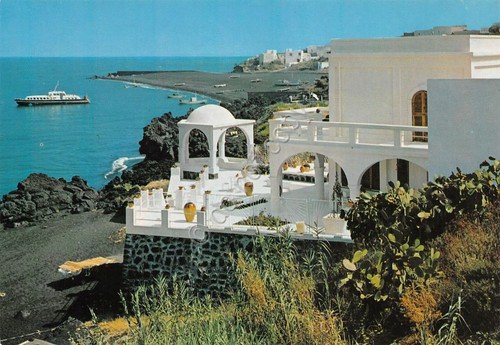 Cartolina Stromboli Isole Eolie panorama parziale case anni '80 | Immagine principale