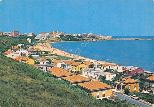Cartolina Termoli Campobasso Spiaggia e panorama parziale