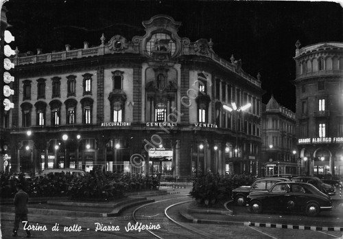 Cartolina Torino Piazza Solferino Assicurazioni Generali Grande Albergo 1955