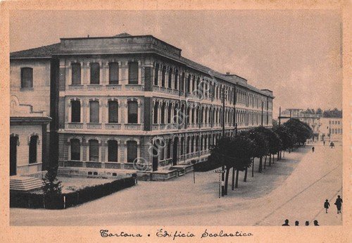 Cartolina Tortona Edificio Scolastico anni '40