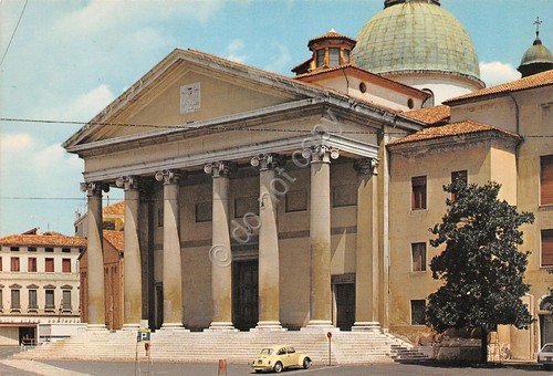 Cartolina Treviso Cattedrale auto Maggiolino anni '70