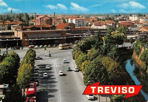Cartolina Treviso Piazzale Stazione 1973
