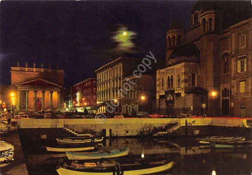 Cartolina Trieste chiesa S. Antonio e canale notturno barche | Immagine principale