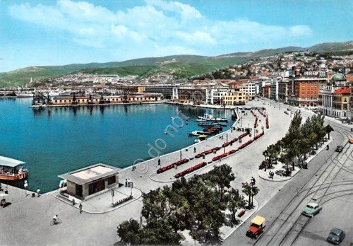 Cartolina Trieste la riva