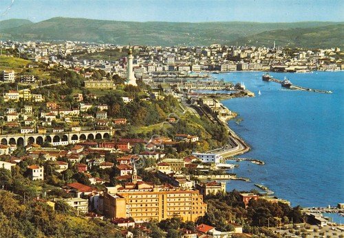 Cartolina Trieste panorama generale case ponte faro anni '80 | Immagine principale
