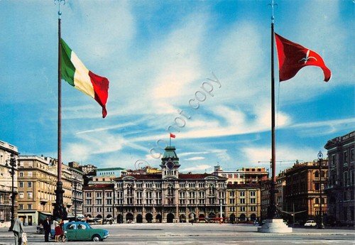Cartolina Trieste Piazza dell' Unità animata auto | Immagine principale