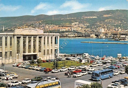 Cartolina Trieste Stazione Marittima bus auto d'epoca | Immagine principale