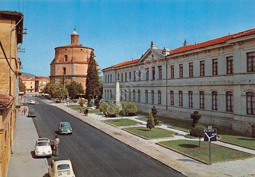 Cartolina Umbertide Via Garibaldi auto animata anni '80 | Immagine principale