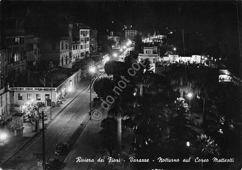 Cartolina Varazze Corso Matteotti Notturno (Savona)