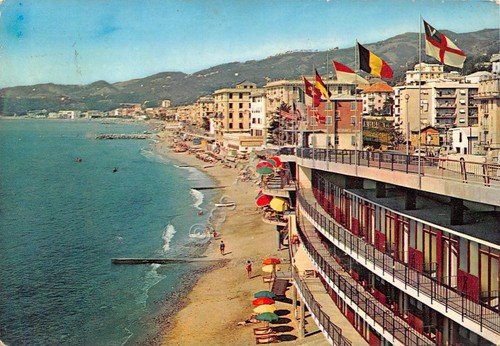 Cartolina Varazze veduta dal Nautilus | Immagine principale