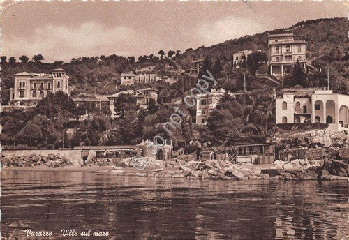 Cartolina Varazze Ville sul mare anni '50 (Savona)