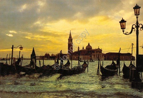 Cartolina Venezia Molo di San Marco all'alba anni '70 gondole | Immagine principale