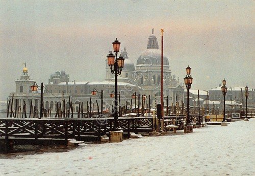 Cartolina Venezia neve al molo