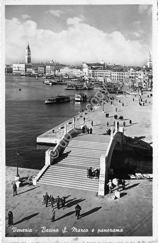 Cartolina Venezia Panorama dall'alto Bacino S. Marco 1952