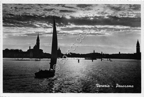 Cartolina Venezia Panorama dalla laguna barche a vela 1953 | Immagine principale