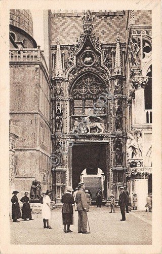 Cartolina Venezia Porta della carta animata abiti dell' epoca Ed. …