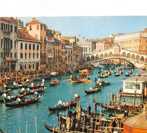 Cartolina Venezia Regata Storica sul Canal Grande anni '70