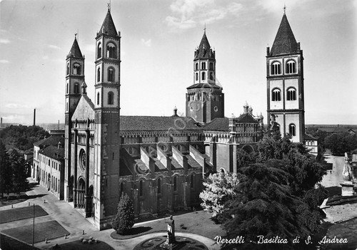 Cartolina Vercelli Basilica S. Andrea 1953 al retro Dante