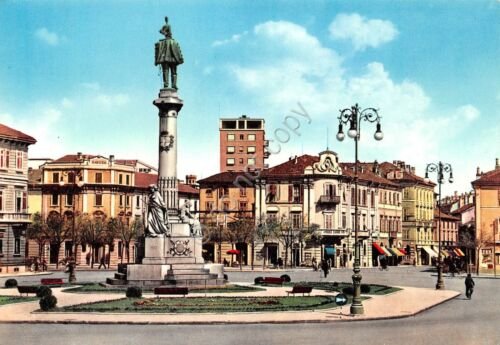 Cartolina Vercelli Piazza Paietta