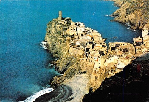 Cartolina Vernazza Panorama dall'alto al mattino 1966 (La Spezia) | Immagine principale