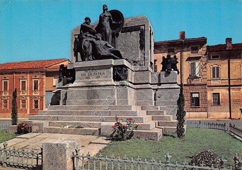 Cartolina Viadana Monumento ai Caduti 1971