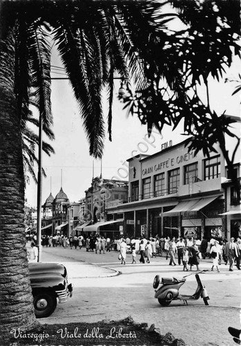 Cartolina Viareggio Viale della Libertà Gran Caffè Cinema animata Moto | Immagine principale